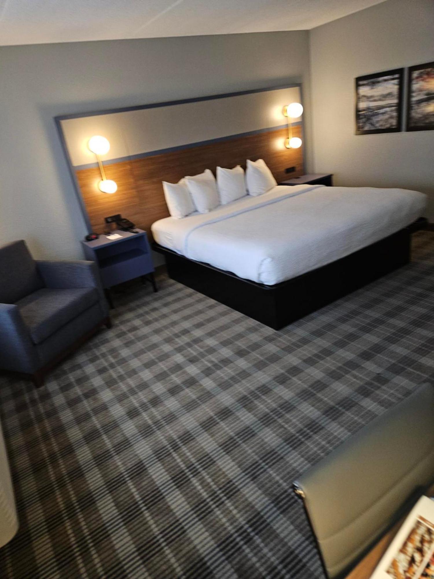 Americinn By Wyndham Minneapolis Hotel 3*